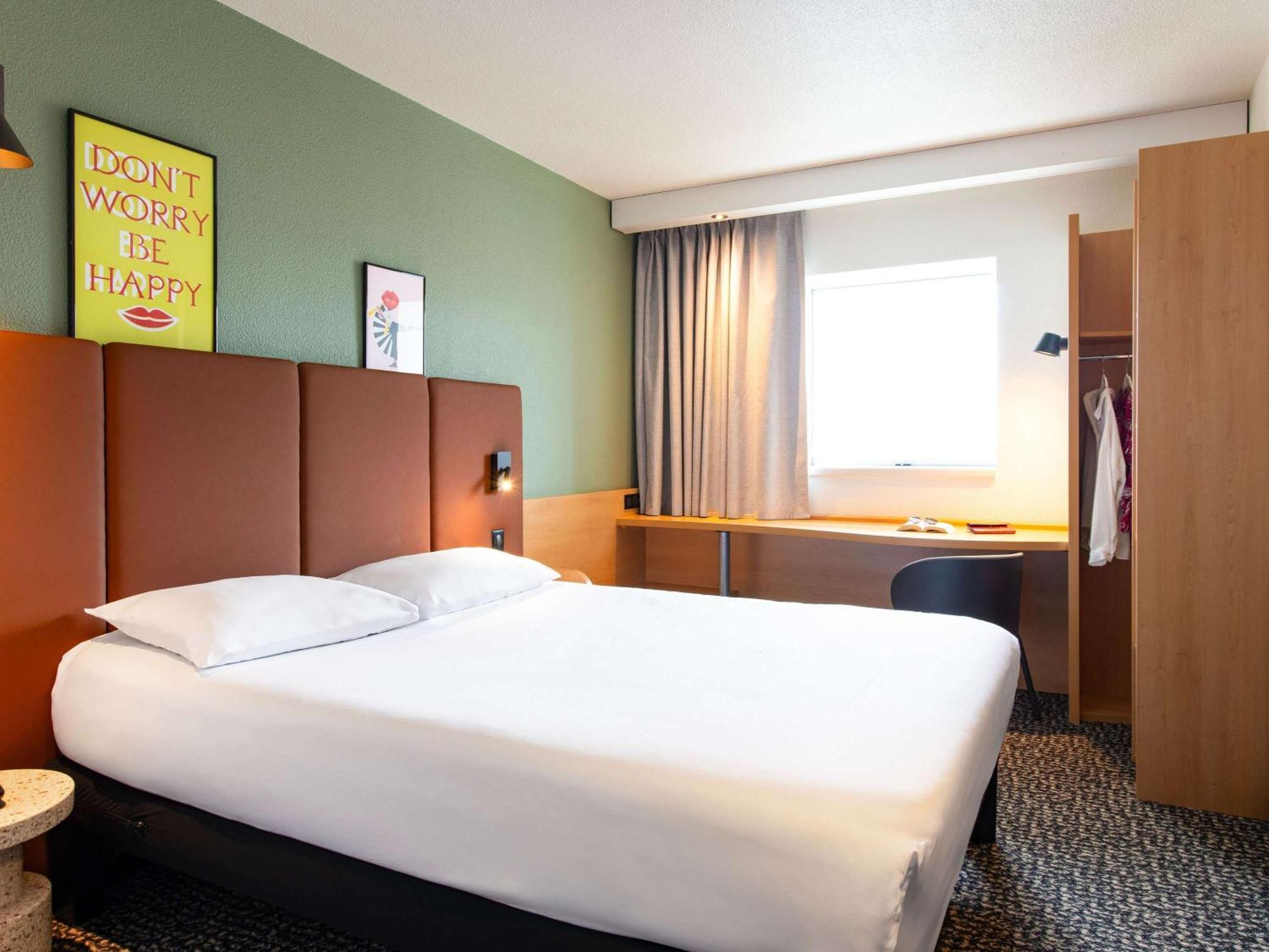 Hotel ibis Rennes Centre Gare Sud Exterior foto